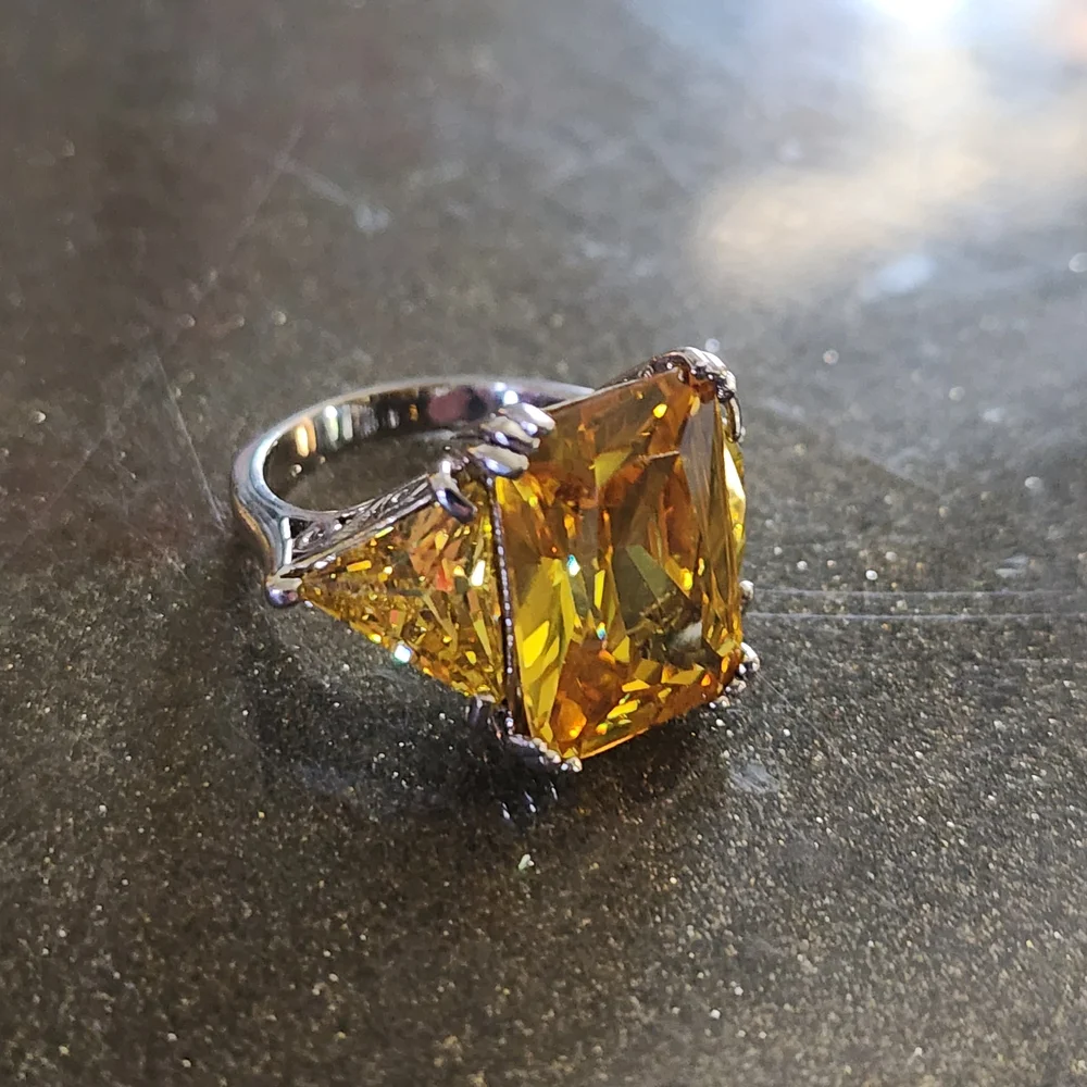 Radiant Yellow Three-Stone Cocktail Ring for Women Sz6 Chunky Sterling Silver - Picture 4 of 9